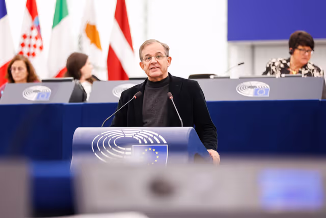 Fotografija 38: EP Plenary session - United response to recent Russian violations of the EU Member States’ airspace and critical infrastructure