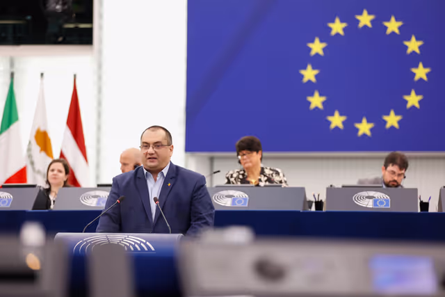 Fotografija 37: EP Plenary session - United response to recent Russian violations of the EU Member States’ airspace and critical infrastructure