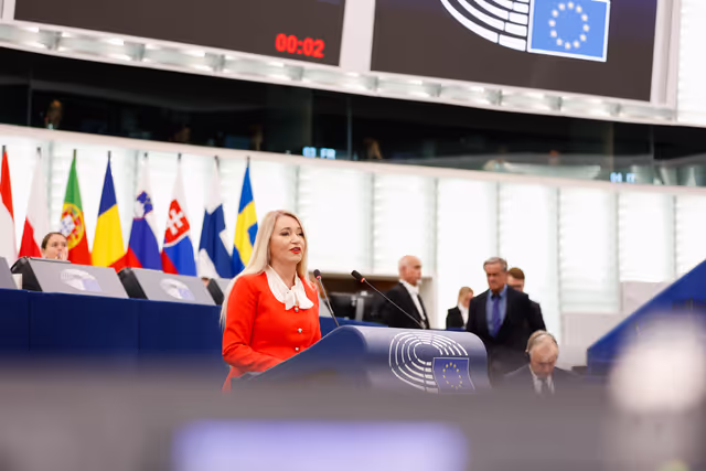 Fotografija 24: EP Plenary session - United response to recent Russian violations of the EU Member States’ airspace and critical infrastructure