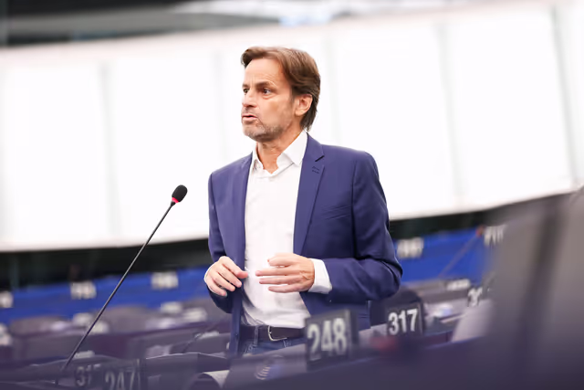 Fotografija 14: EP Plenary session - United response to recent Russian violations of the EU Member States’ airspace and critical infrastructure