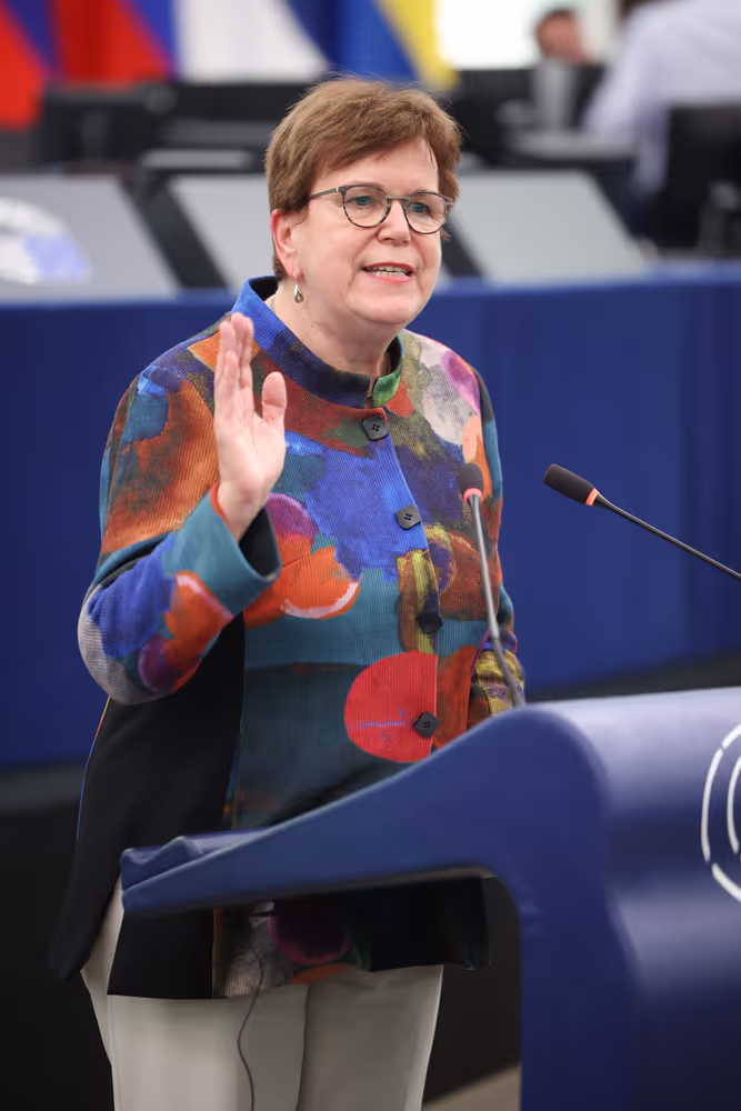 EP Plenary session - Establishment and functioning of European Works Councils