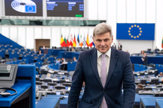 Fotografie 12: Nikolas FARANTOURIS in the EP in Strasbourg