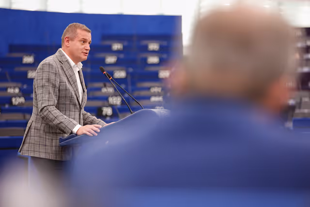 Foto 15: EP Plenary session - Deliberations of the Committee on Petitions in 2024