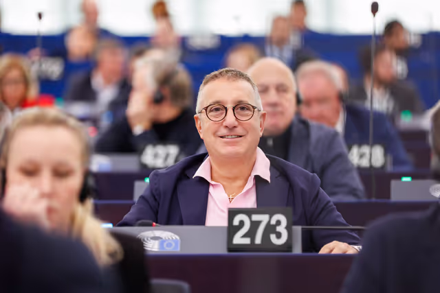 Photo 24: EP Plenary session - Voting session