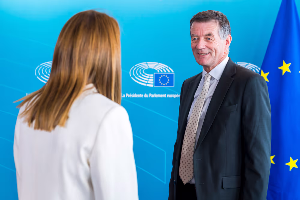 Handing over the ECA 2024 Annual Report