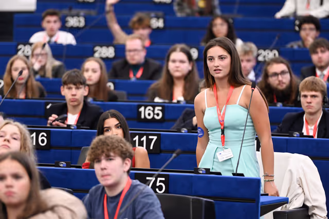 Снимка 27: Euroscola