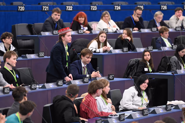 Снимка 19: Euroscola