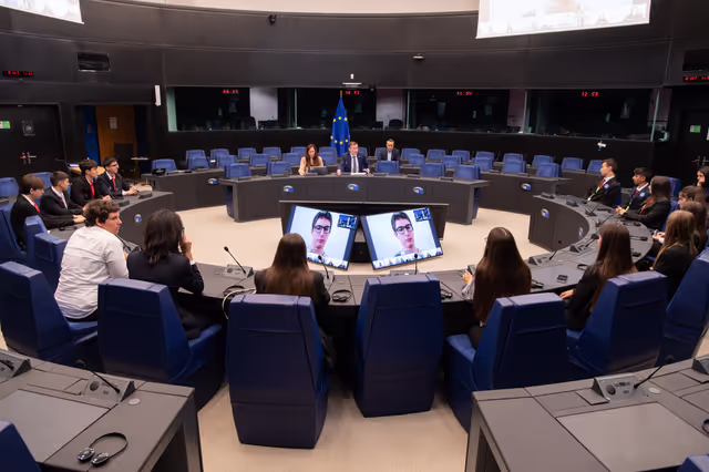 Снимка 49: Euroscola