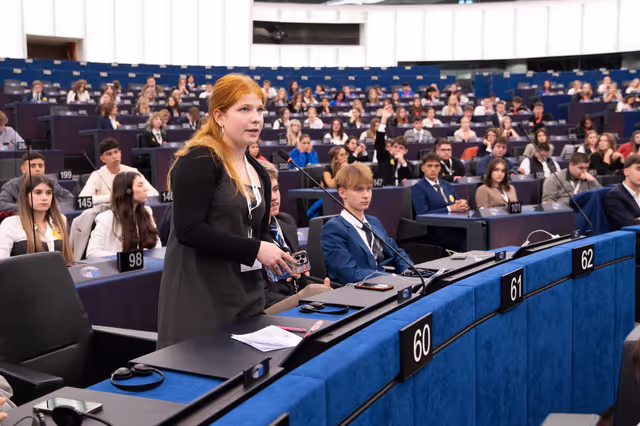 Снимка 13: Euroscola