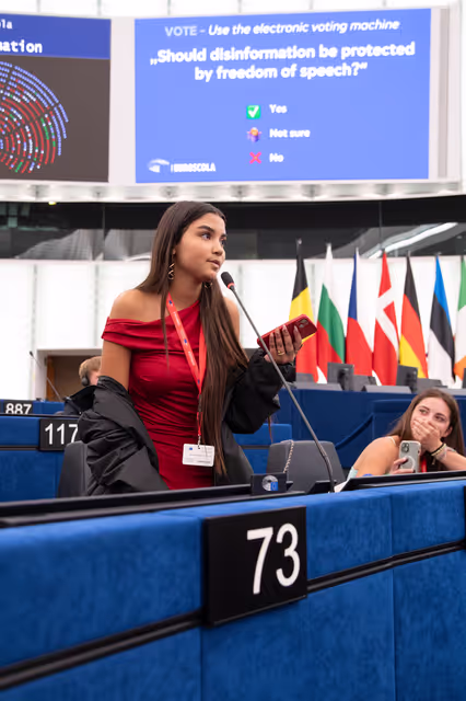 Снимка 10: Euroscola