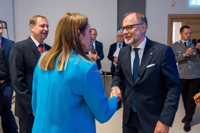 Fotografija 8: Official visit by Roberta METSOLA, EP President to Riga (Latvia) - Speech at The Rīga Conference 2025 - Unity, Security and Resilience in a Fragmented World