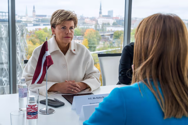 Снимка 2: Official visit by Roberta METSOLA, EP President to Riga (Latvia) - Meeting with Baiba BRAŽE, Minister of Foreign Affairs of Latvia