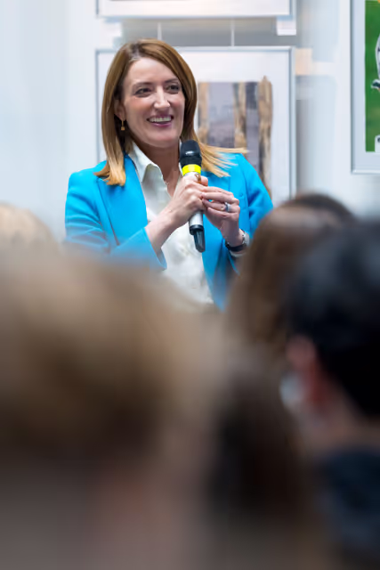 Zdjęcie 14: Official visit by Roberta METSOLA, EP President to Riga (Latvia) - Townhall Discussion with Students