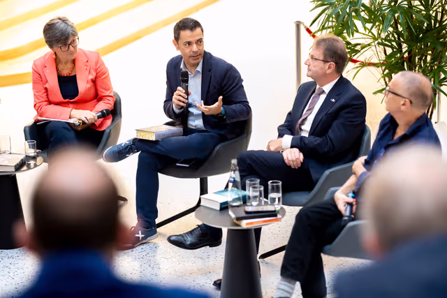 Foto 30: European Heritage Policy Agora 2025 : “The Europeans: Shared Cultural Roots and Values”