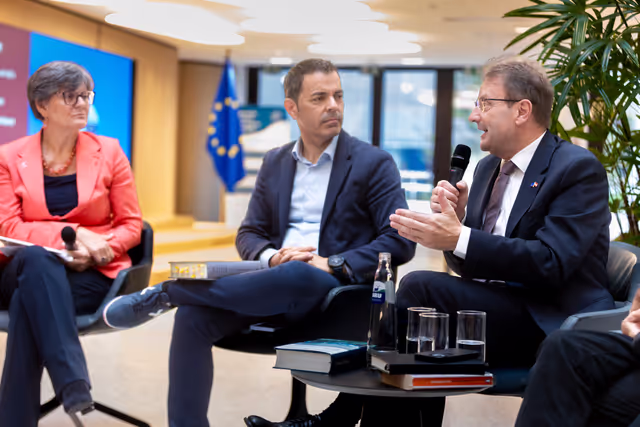 Foto 35: European Heritage Policy Agora 2025 : “The Europeans: Shared Cultural Roots and Values”