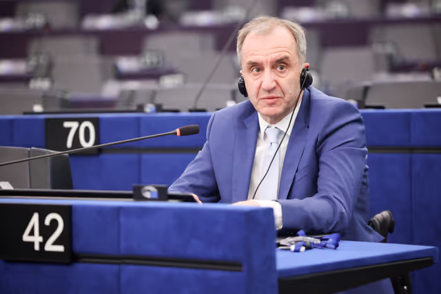Fotogrāfija 14: EP Plenary session - International Day for the Eradication of Poverty