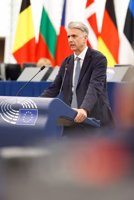 Nuotrauka 39: EP Plenary session - The decision to impose a fine on Google: defending press and media freedom in the EU