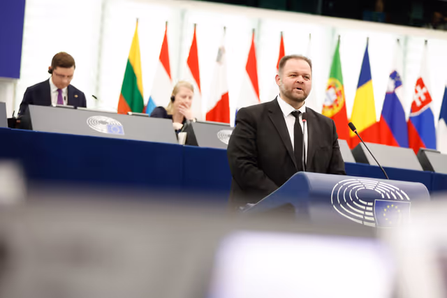 Nuotrauka 18: EP Plenary session - The decision to impose a fine on Google: defending press and media freedom in the EU