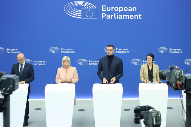 Foto 11: Press briefing Patriots for Europe