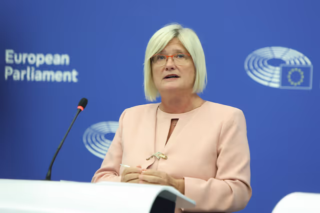 Foto 8: Press briefing Patriots for Europe