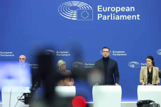 Foto 5: Press briefing Patriots for Europe