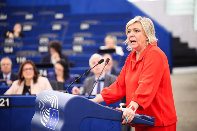 Photo 33: EP Plenary session - Recent peace agreement in the Middle East and the role of the EU