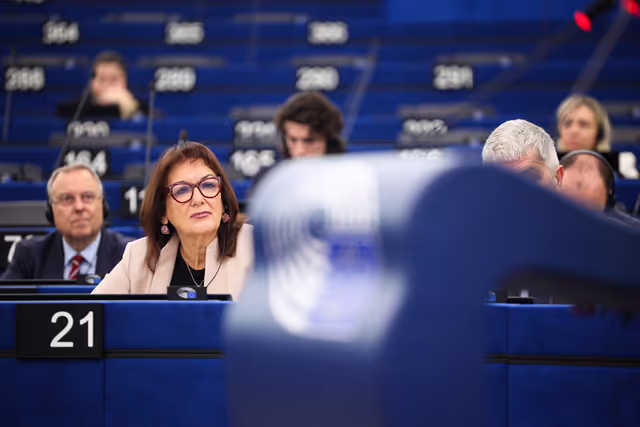 Photo 32: EP Plenary session - Recent peace agreement in the Middle East and the role of the EU