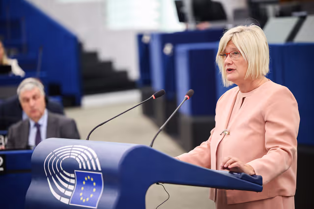 Photo 22: EP Plenary session - Recent peace agreement in the Middle East and the role of the EU