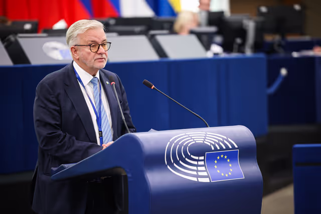 Photo 15: EP Plenary session - Recent peace agreement in the Middle East and the role of the EU