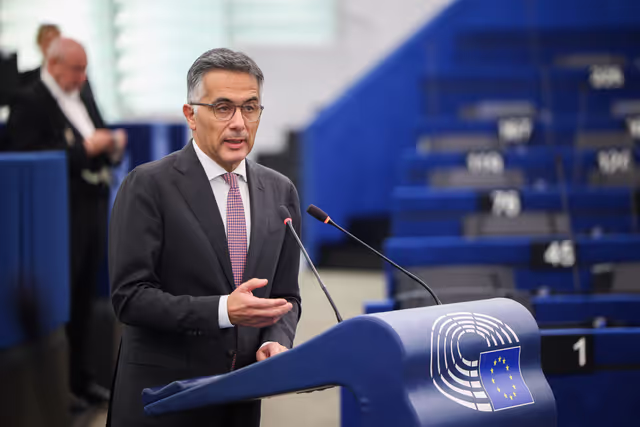 Photo 47: EP Plenary session - Recent peace agreement in the Middle East and the role of the EU