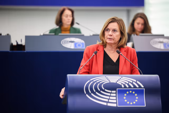 Photo 36: EP Plenary session - Recent peace agreement in the Middle East and the role of the EU