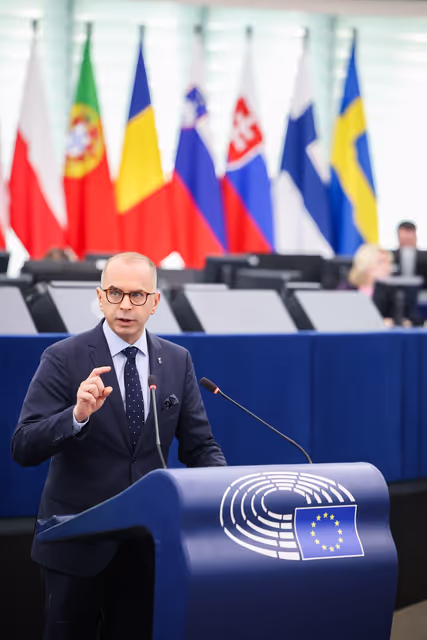 Photo 33: EP Plenary session - Recent peace agreement in the Middle East and the role of the EU