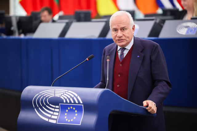 Photo 14: EP Plenary session - Recent peace agreement in the Middle East and the role of the EU