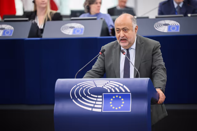 Photo 11: EP Plenary session - Recent peace agreement in the Middle East and the role of the EU