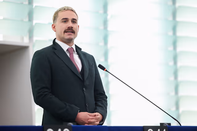 Photo 4: EP Plenary session - Recent peace agreement in the Middle East and the role of the EU