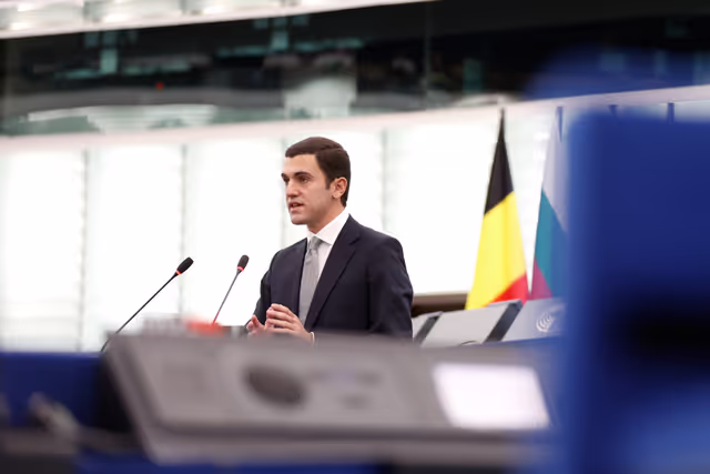 Fotografia 27: EP Plenary session - Institutional consequences of the EU enlargement negotiations