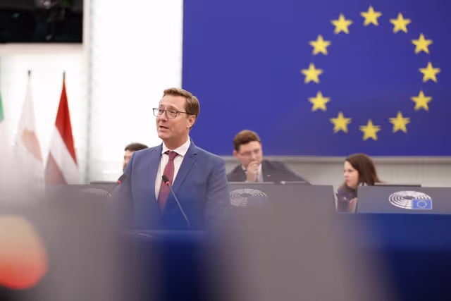 Fotografia 2: EP Plenary session - Institutional consequences of the EU enlargement negotiations