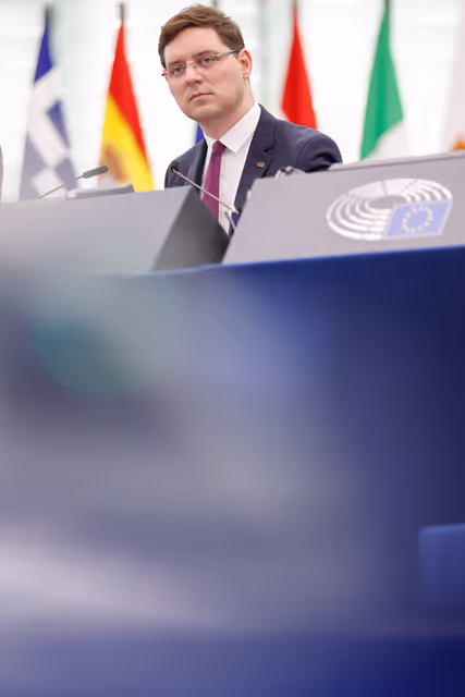 Fotografia 9: EP Plenary session - Institutional consequences of the EU enlargement negotiations