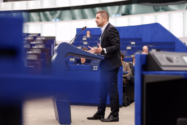 Foto 30: EP Plenary session - Institutional consequences of the EU enlargement negotiations