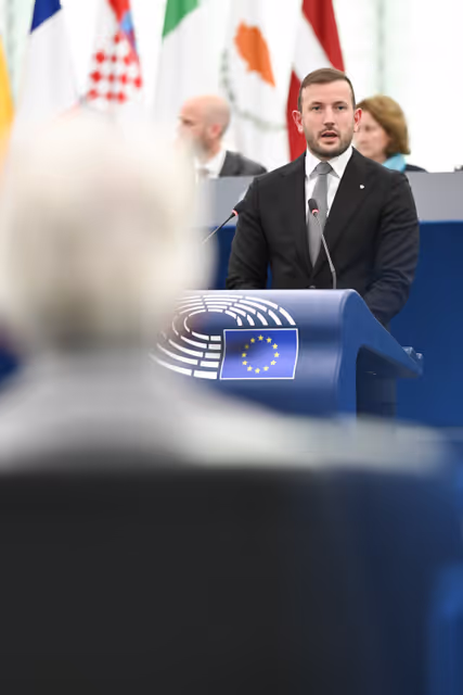 EP Plenary session - Stepping up funding for Ukraine’s reconstruction and defence: the use of Russian frozen assets