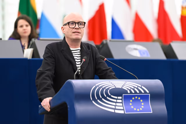 Fotografi 22: EP Plenary session - Polarisation and increased repression in Serbia, one year after the Novi Sad tragedy