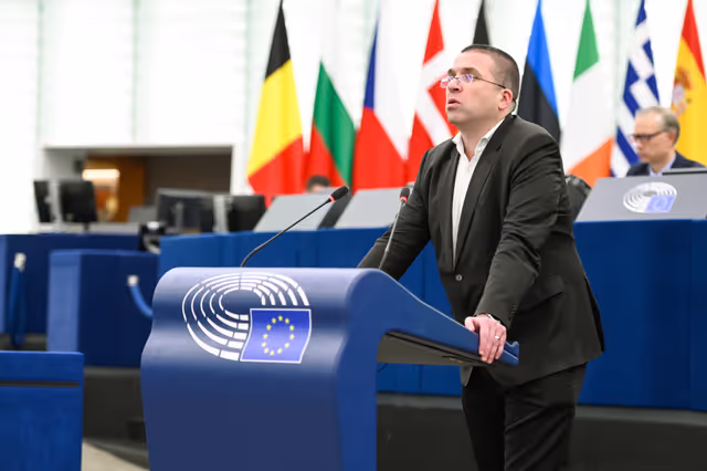 Fotografi 19: EP Plenary session - Polarisation and increased repression in Serbia, one year after the Novi Sad tragedy