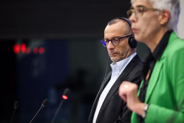 Foto 9: Press conference on driving licence and driving disqualification rules