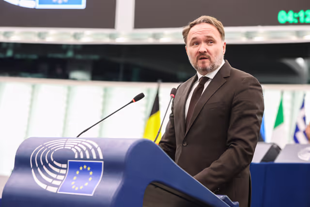 Foto 44: EP Plenary session - Situation in Belarus, five years after the fraudulent presidential elections