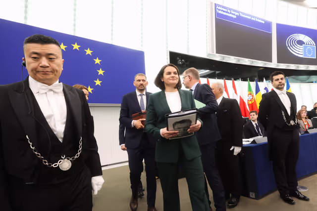 Photo 16: EP Plenary session - Formal Sitting with Sergey TIHANOVSKI, Sakharov Prize laureate 2020 and Sviatlana TSIKHANOUSKAYA, leader of democratic forces of Belarus
