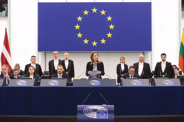 Photo 6: EP Plenary session - Formal Sitting with Sergey TIHANOVSKI, Sakharov Prize laureate 2020 and Sviatlana TSIKHANOUSKAYA, leader of democratic forces of Belarus