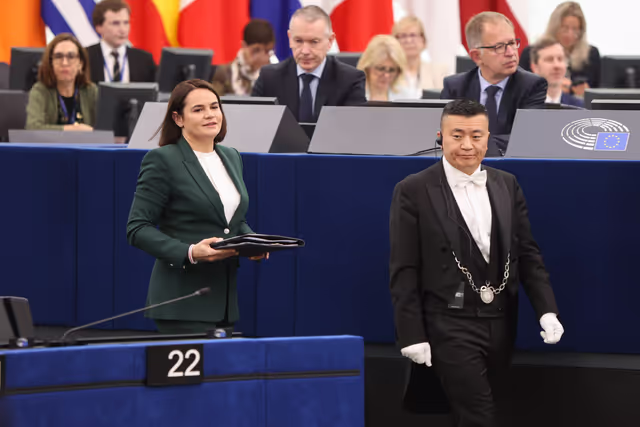 Photo 4: EP Plenary session - Formal Sitting with Sergey TIHANOVSKI, Sakharov Prize laureate 2020 and Sviatlana TSIKHANOUSKAYA, leader of democratic forces of Belarus