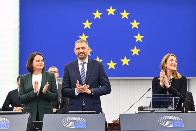Photo 11: EP Plenary session - Formal Sitting with Sergey TIHANOVSKI, Sakharov Prize laureate 2020 and Sviatlana TSIKHANOUSKAYA, leader of democratic forces of Belarus