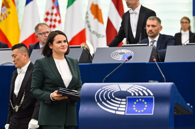 Foto 45: EP Plenary session - Formal Sitting with Sergey TIHANOVSKI, Sakharov Prize laureate 2020 and Sviatlana TSIKHANOUSKAYA, leader of democratic forces of Belarus