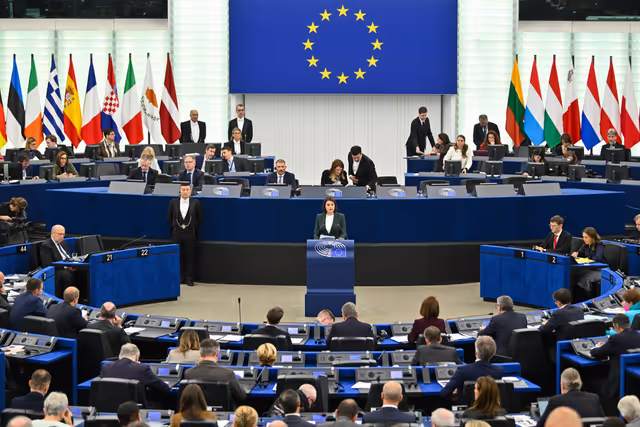 Foto 30: EP Plenary session - Formal Sitting with Sergey TIHANOVSKI, Sakharov Prize laureate 2020 and Sviatlana TSIKHANOUSKAYA, leader of democratic forces of Belarus